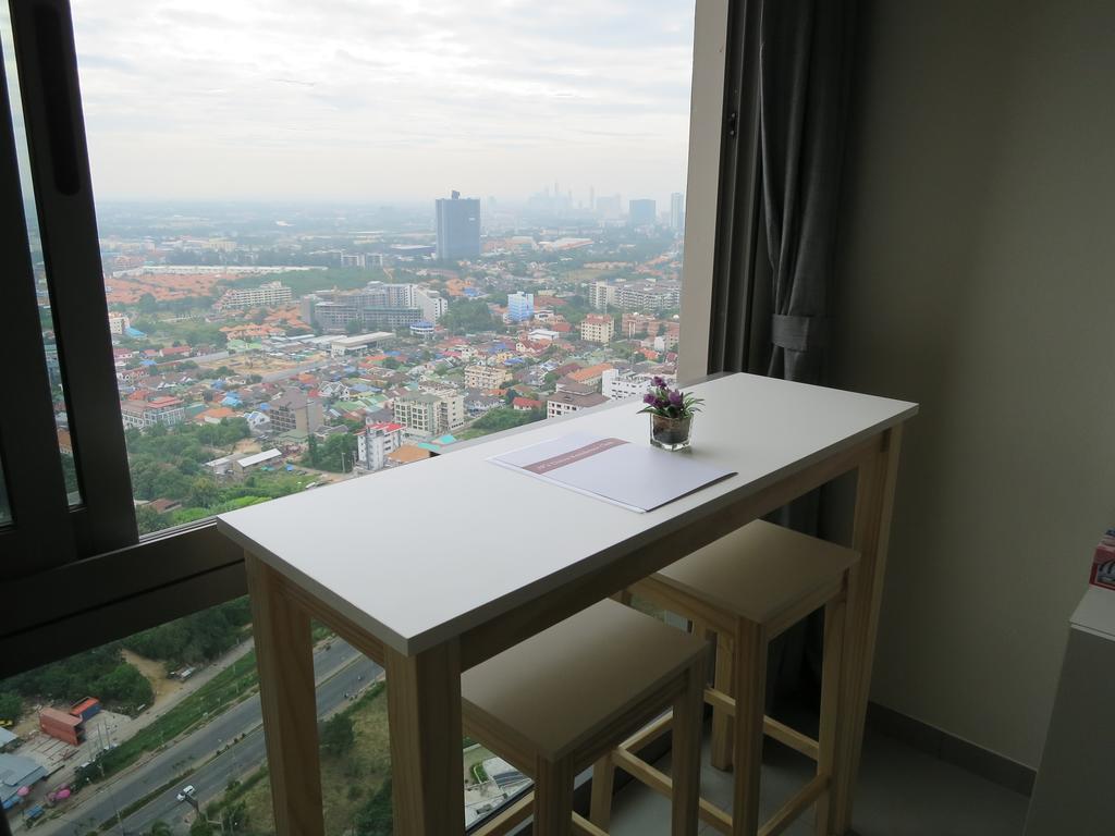 Jp'S Unixx Residence Club Pattaya Rum bild